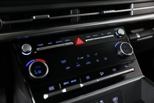 2026 Hyundai Santa Fe SE - Photo 9