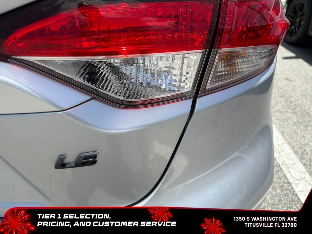 Used 2022 Silver Toyota LE image 4