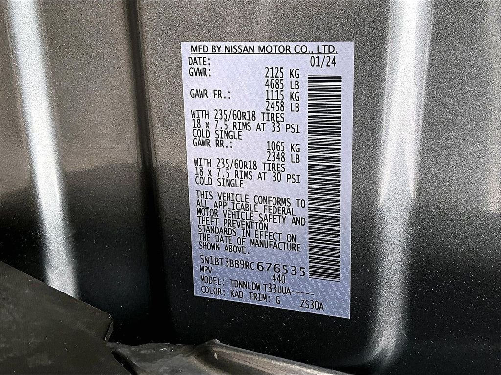 Used 2024 Gray Nissan SV image 34