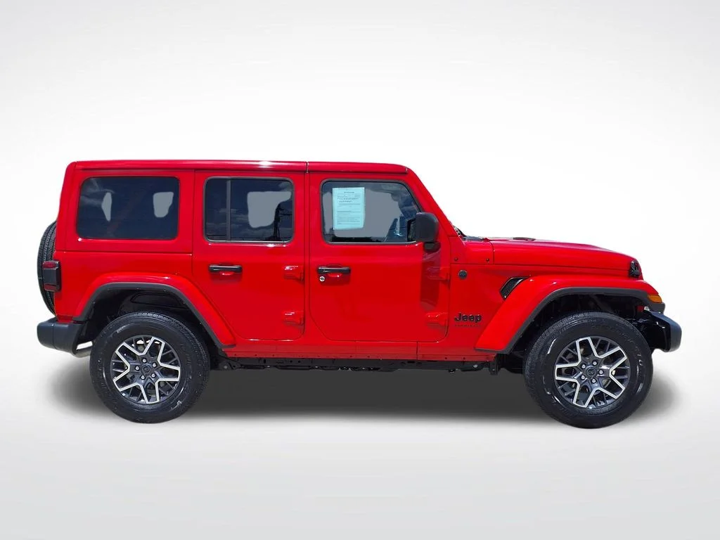 Used 2025 Red Jeep Sahara image 10