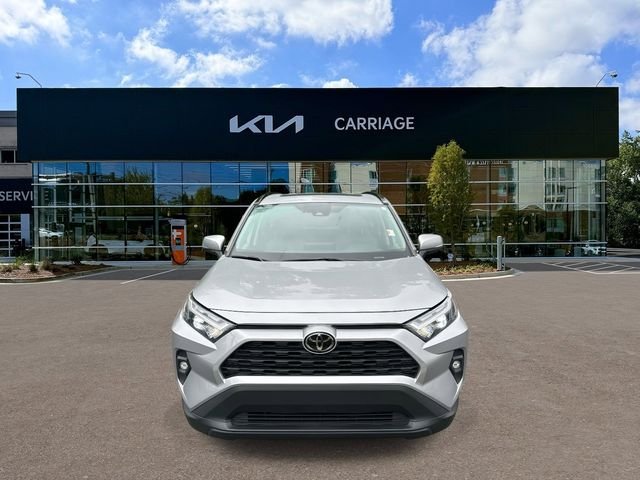Used 2023 Silver Toyota XLE Premium image 3