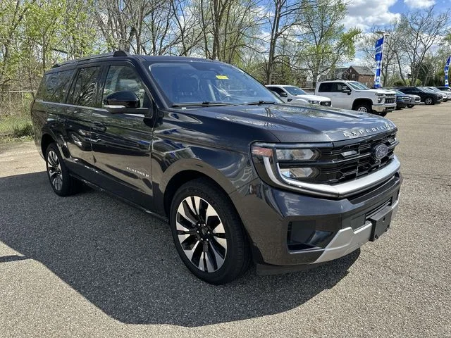 Used 2025 Gray Ford Platinum image 11