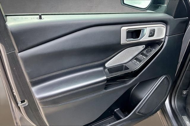 Used 2021 Gray Ford Platinum image 15