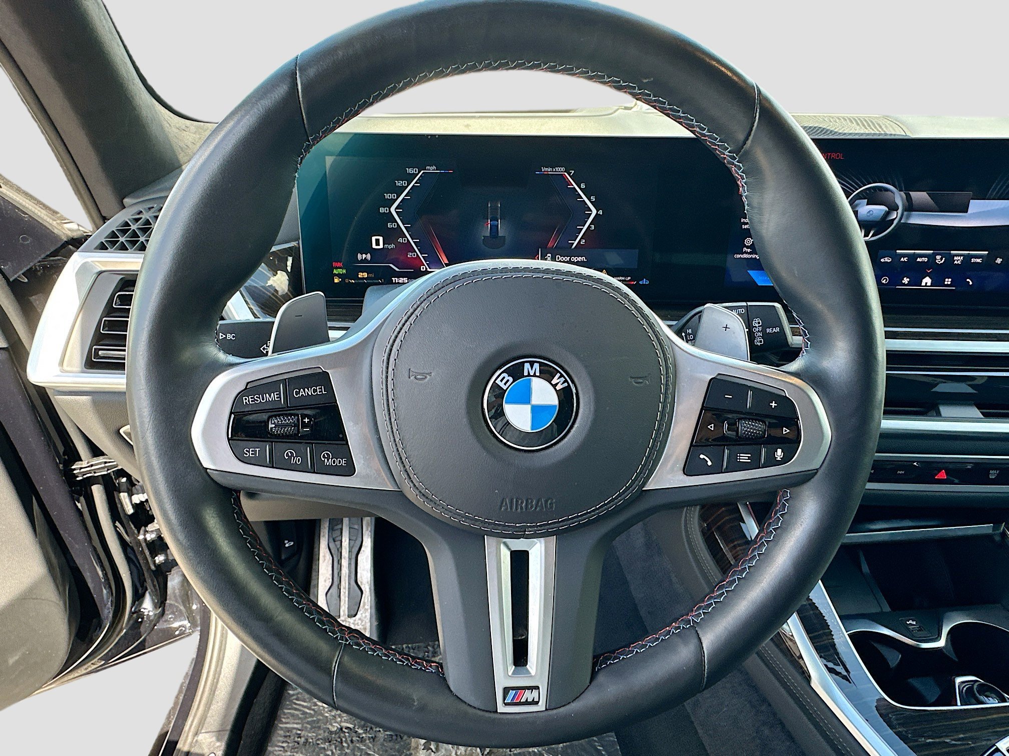 New 2025 Carbon Black Metallic BMW M60i image 8