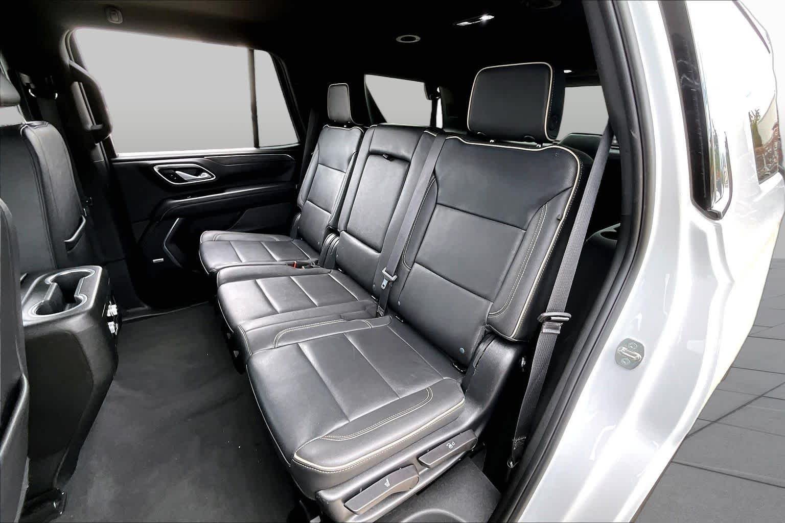 Used 2023 Summit White GMC SLT image 21