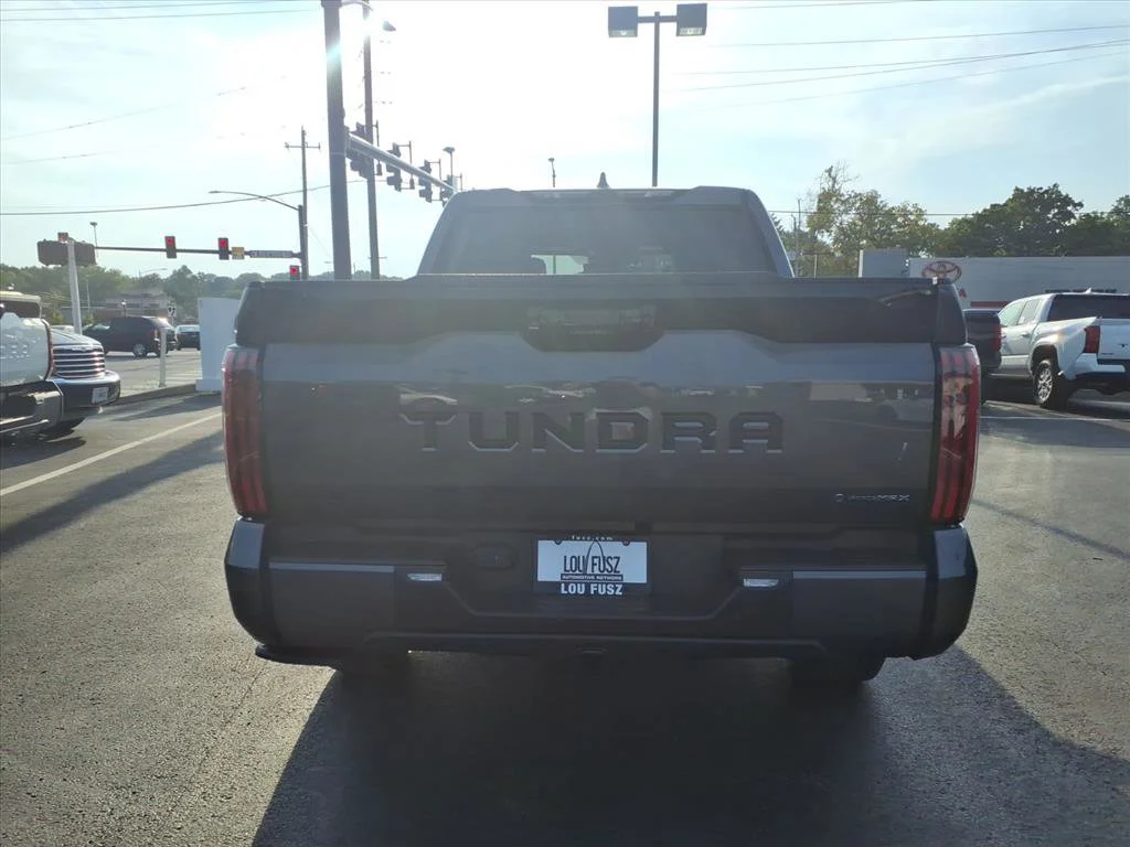 2026 Toyota Tundra Platinum - Photo 19