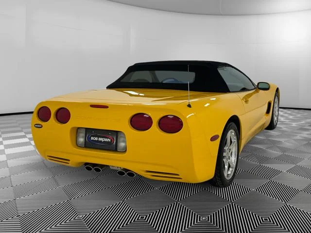 Used 2003 Yellow Chevrolet CONVERTIBLE image 3