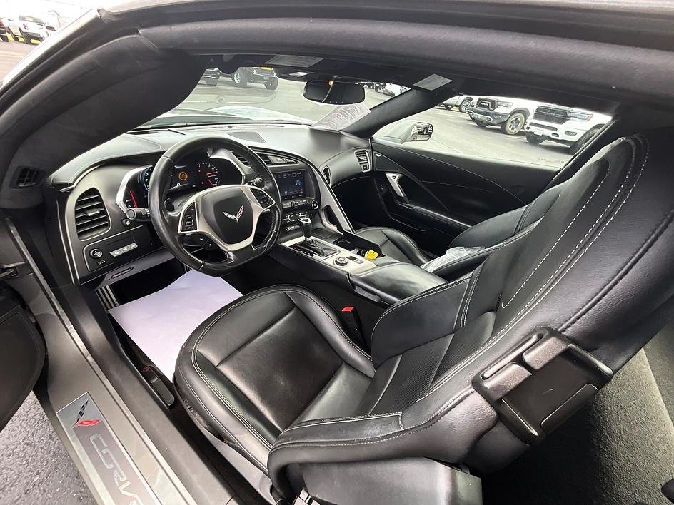 Used 2016 Gray Chevrolet Stingray Z51 image 29