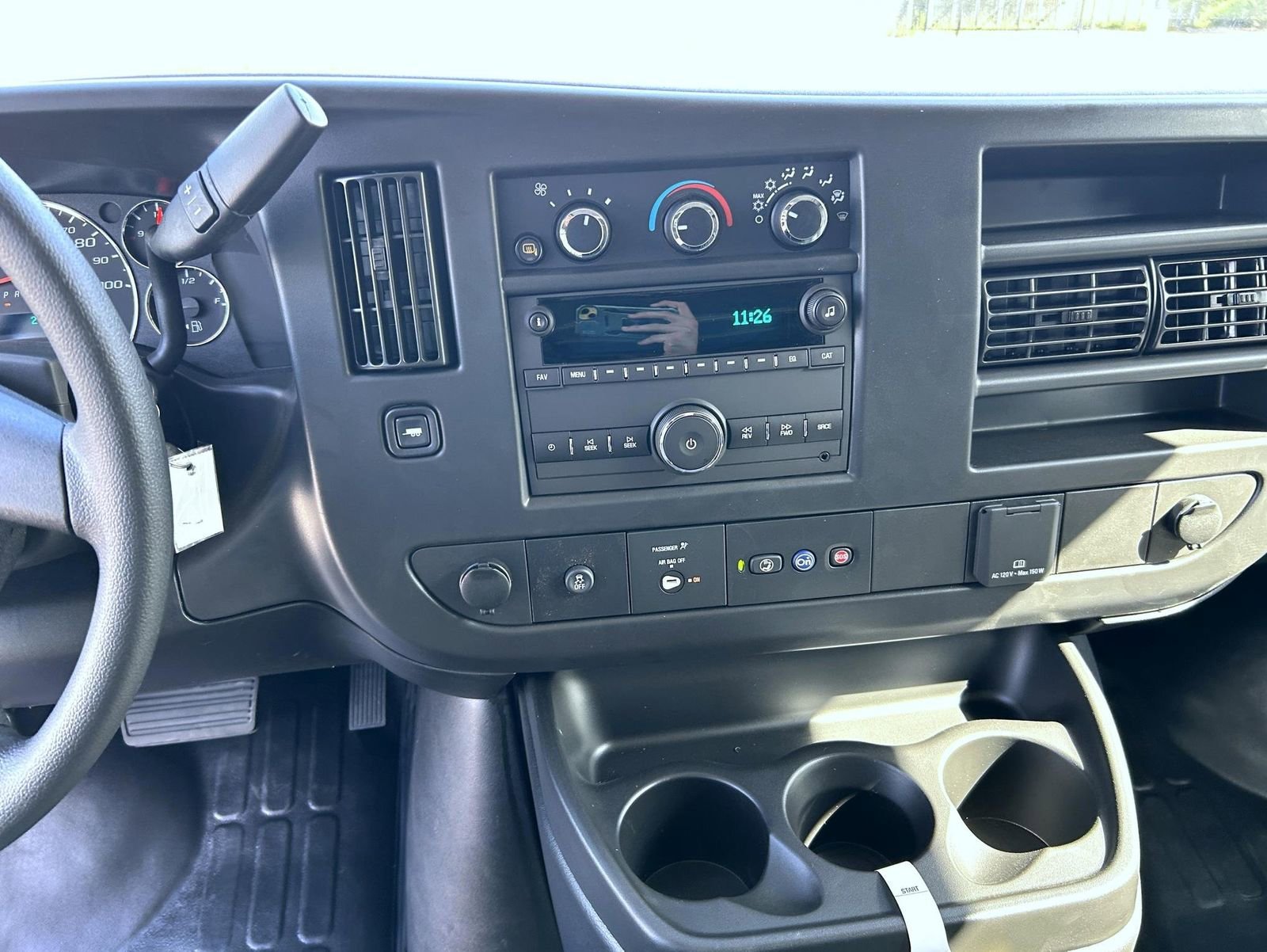 2025 Chevrolet Express Cargo Work Van - Photo 12