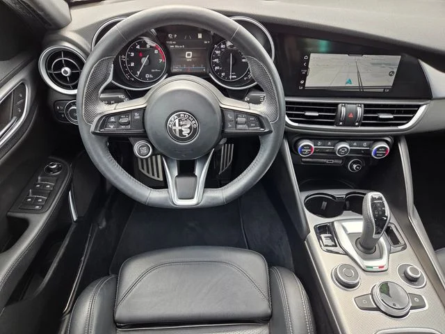 Used 2022 White Alfa Romeo Veloce image 16