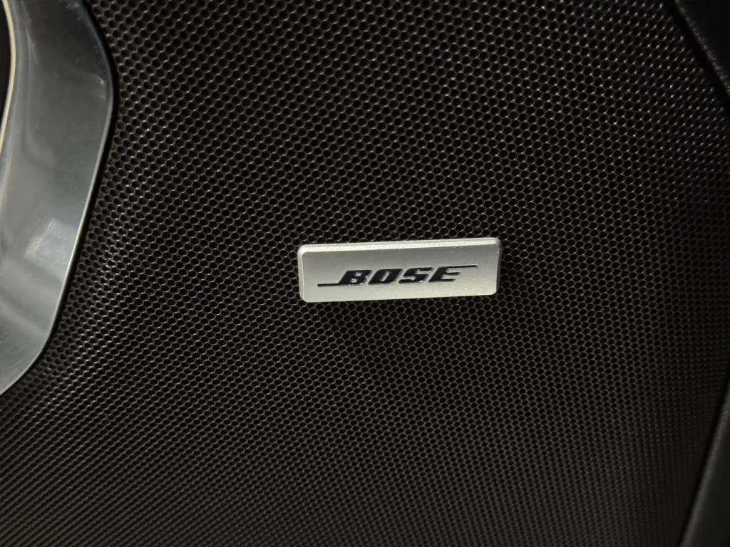 2024 Chevrolet Suburban RST - Photo 20
