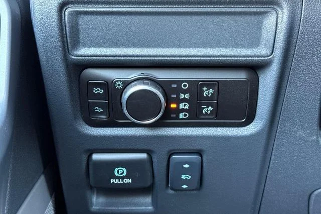 2025 Ford F-150 Lightning Lariat - Photo 30