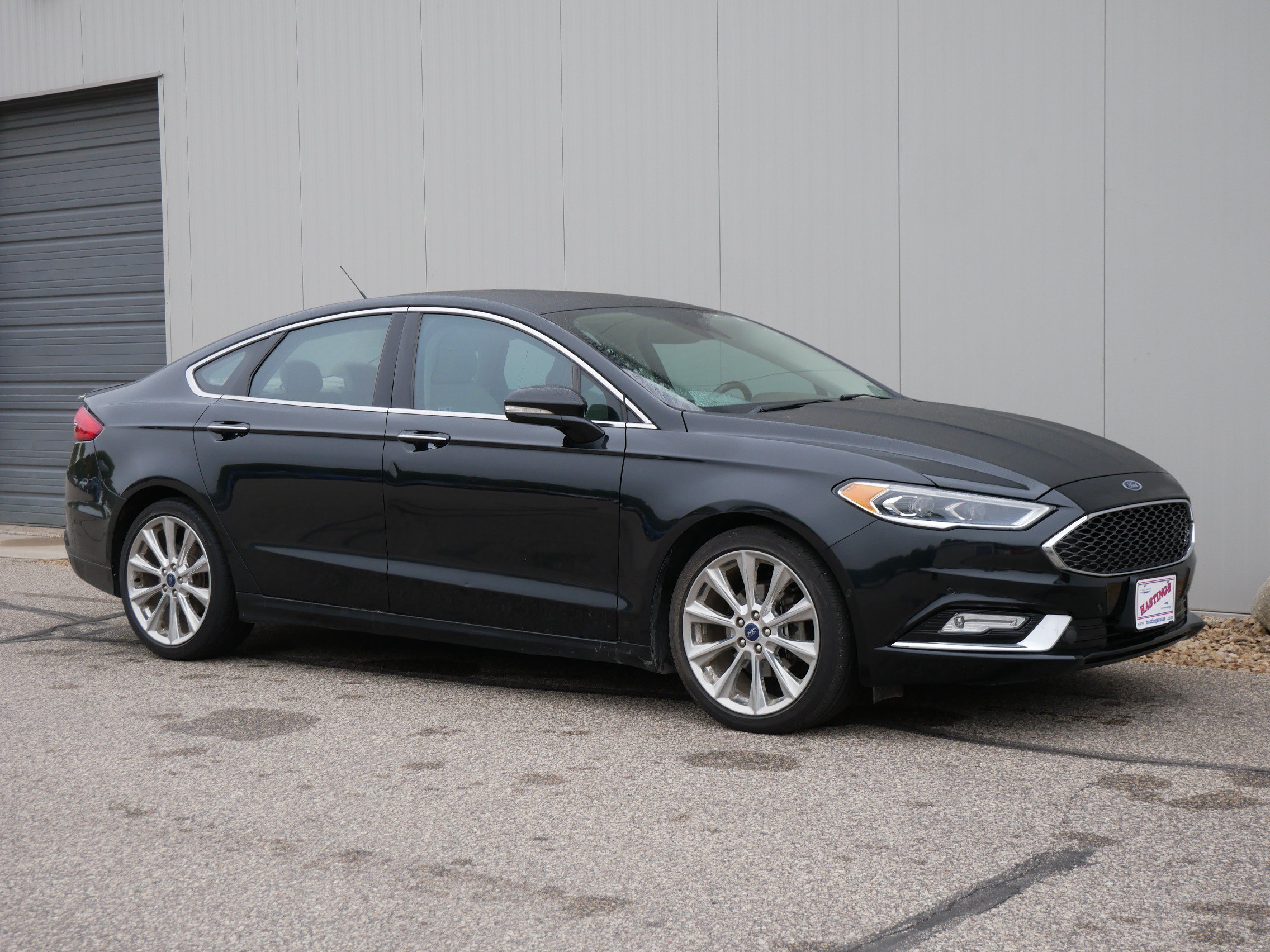 Used 2017 Black Ford Platinum image 7