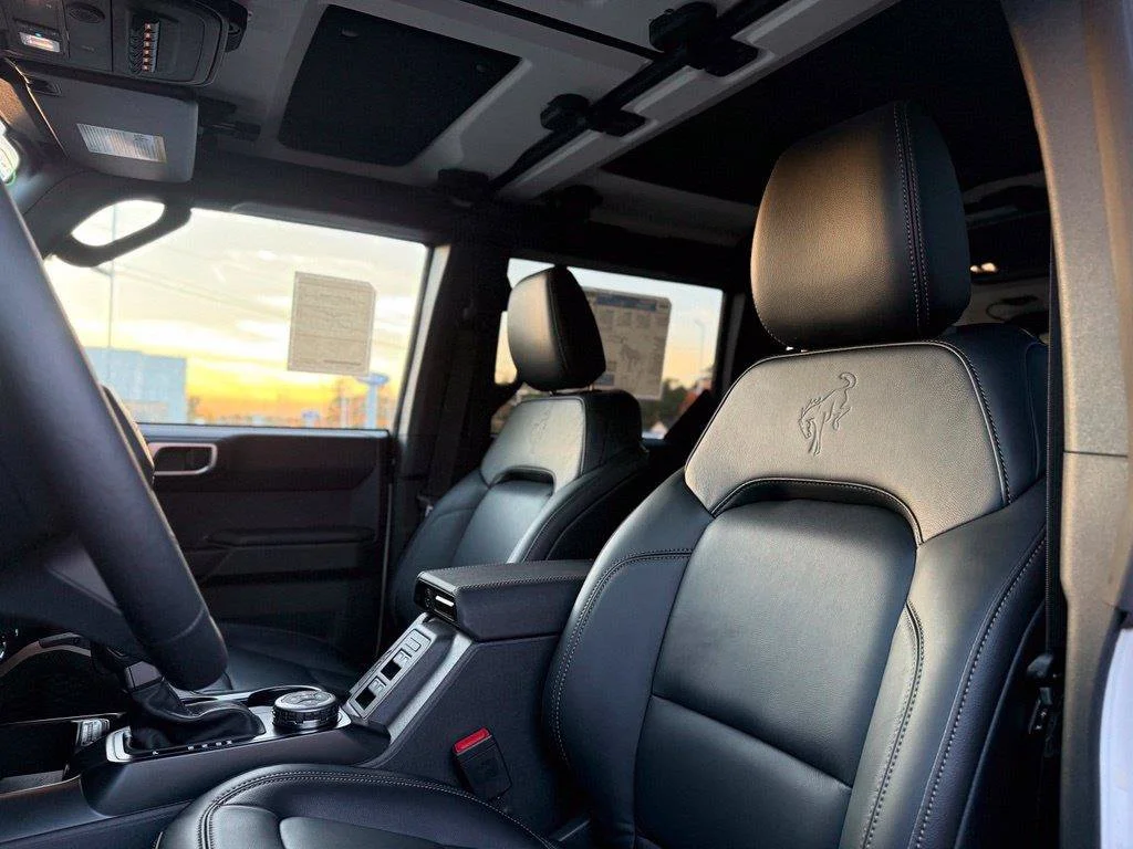 New 2026 Avalanche Gray Ford Badlands® image 14