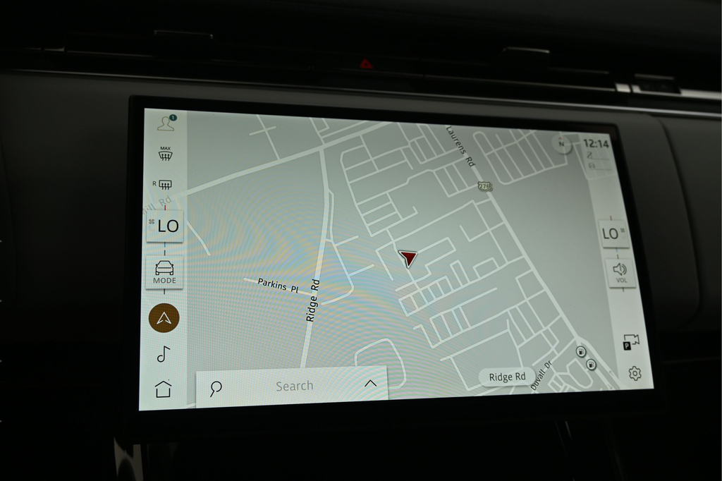 New 2026  Land Rover Dynamic SE image 12