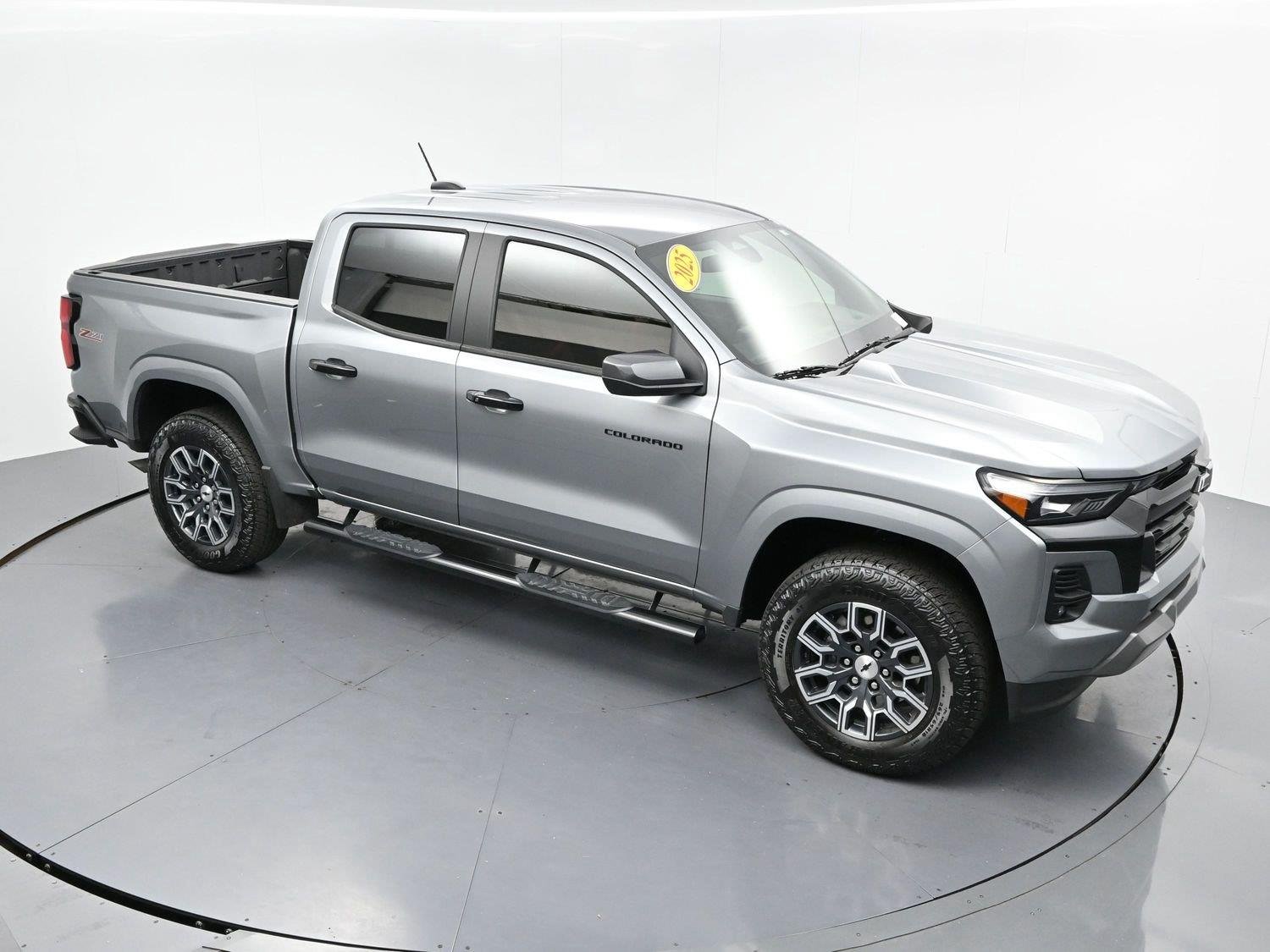 Used 2025 Sterling Gray Metallic Chevrolet Z71 image 36
