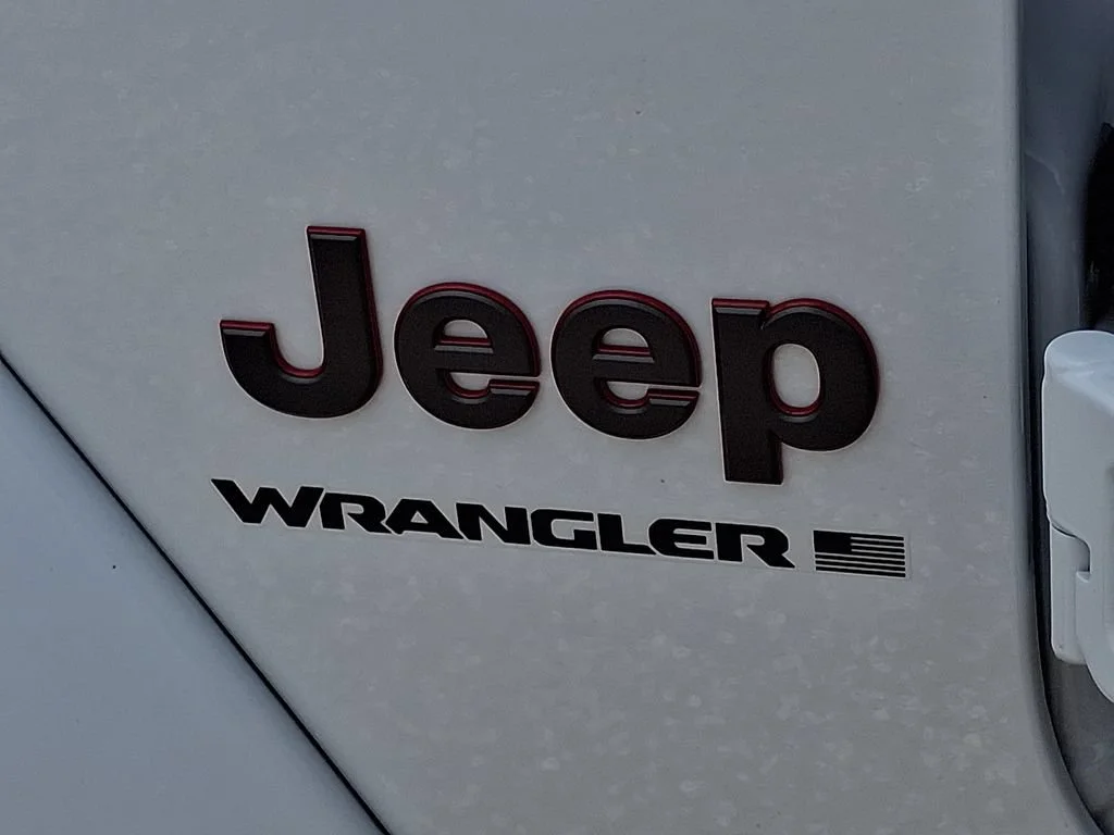 New 2026 Bright White Clearcoat Jeep Rubicon image 20