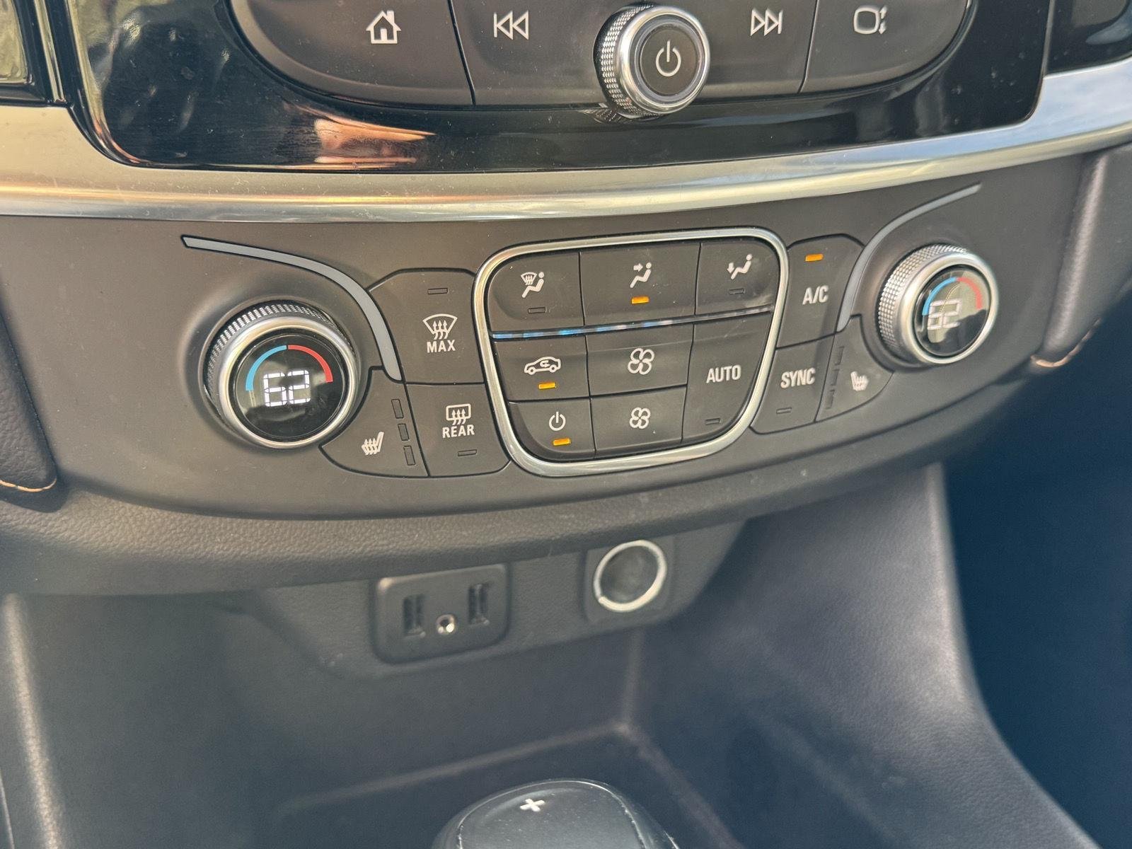2019 Chevrolet Traverse 1LT - Photo 20