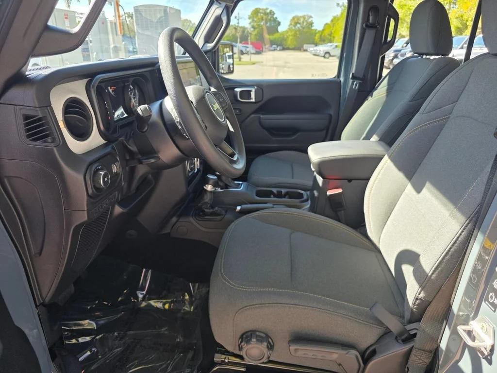 New 2026 Anvil Clear-Coat Exterior Paint Jeep Sport image 13
