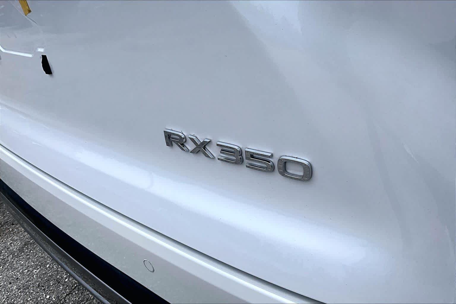 Used 2024 Eminent White Pearl Lexus Premium image 10