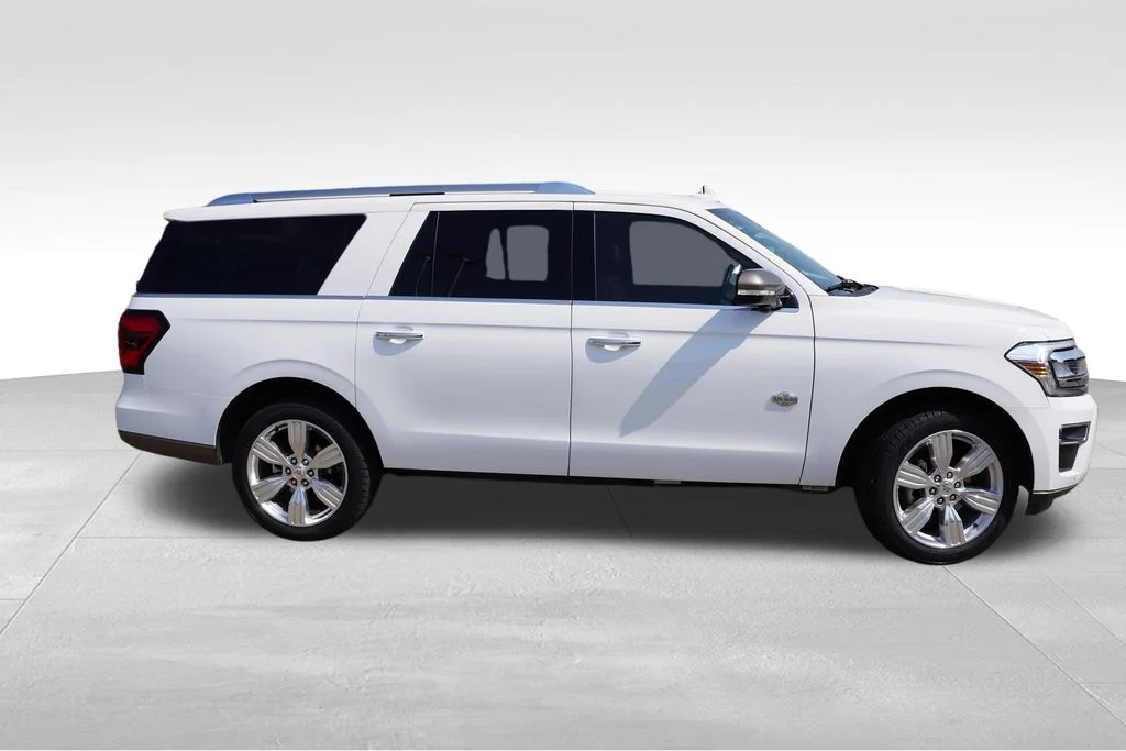 Used 2023 White Ford King Ranch image 3