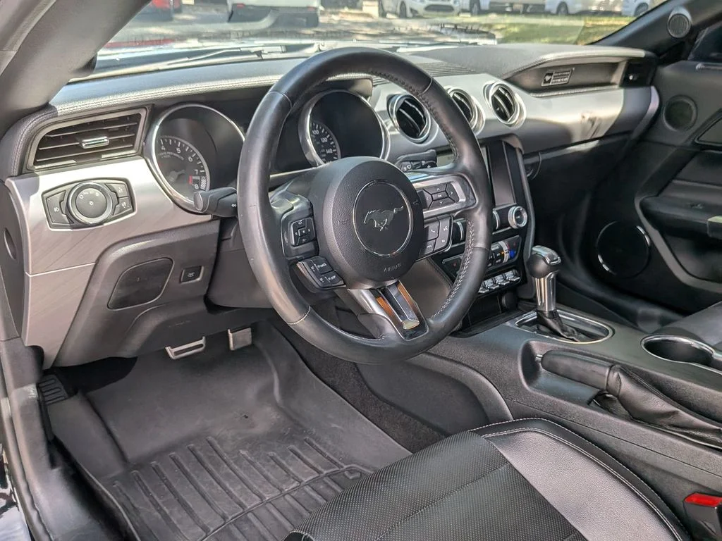 Used 2020 Black Ford GT Premium image 33