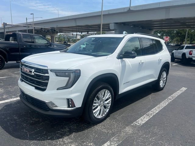 2024 GMC Acadia Elevation FWD's photo