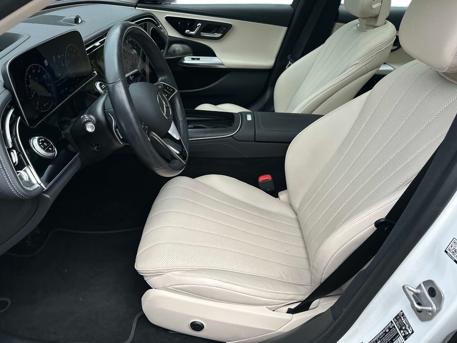 Certified Used 2024 MANUFAKTUR Moonlight White Metallic Mercedes-Benz E 350 image 19