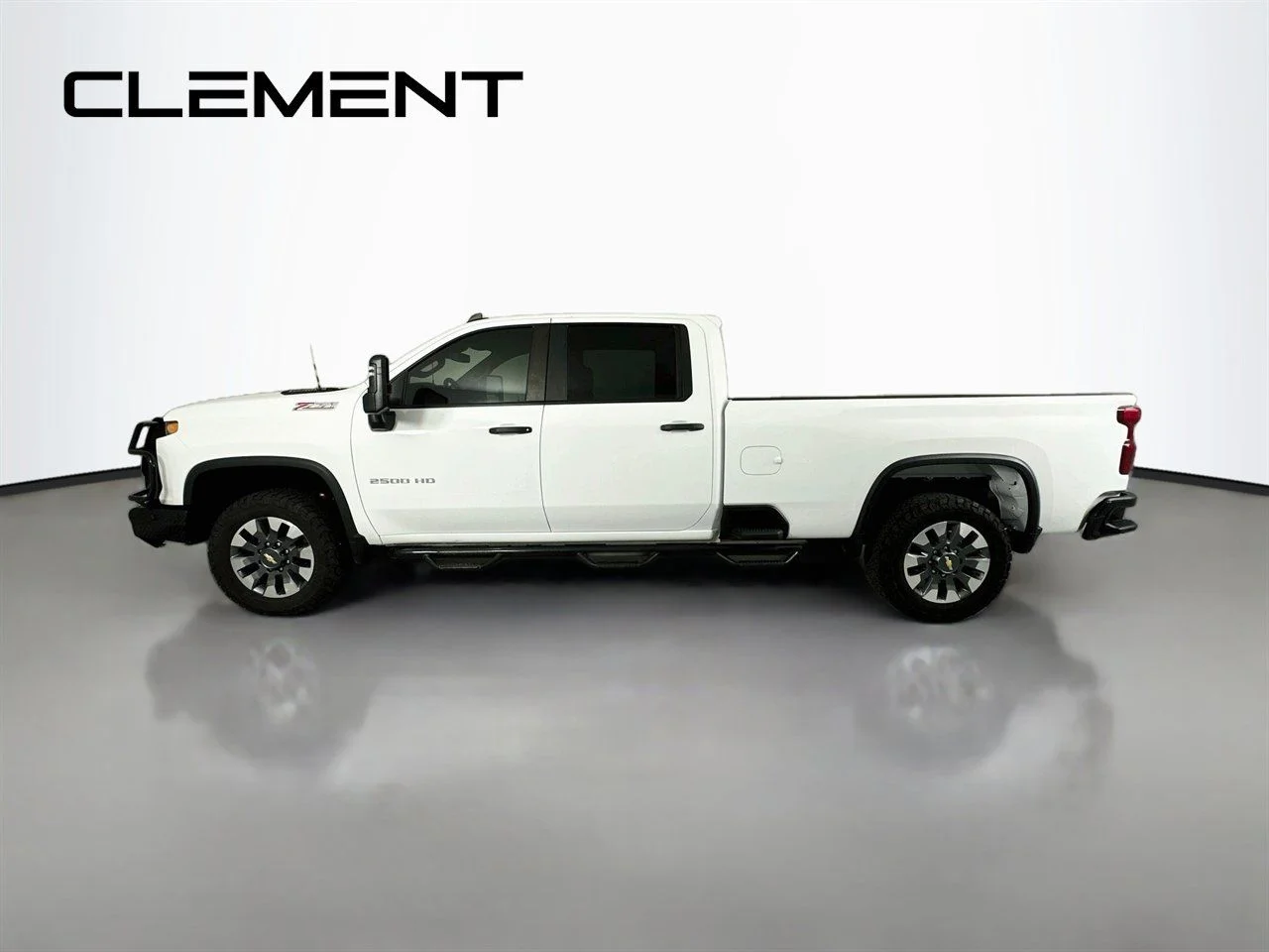 Used 2024 Summit White Chevrolet Custom image 6