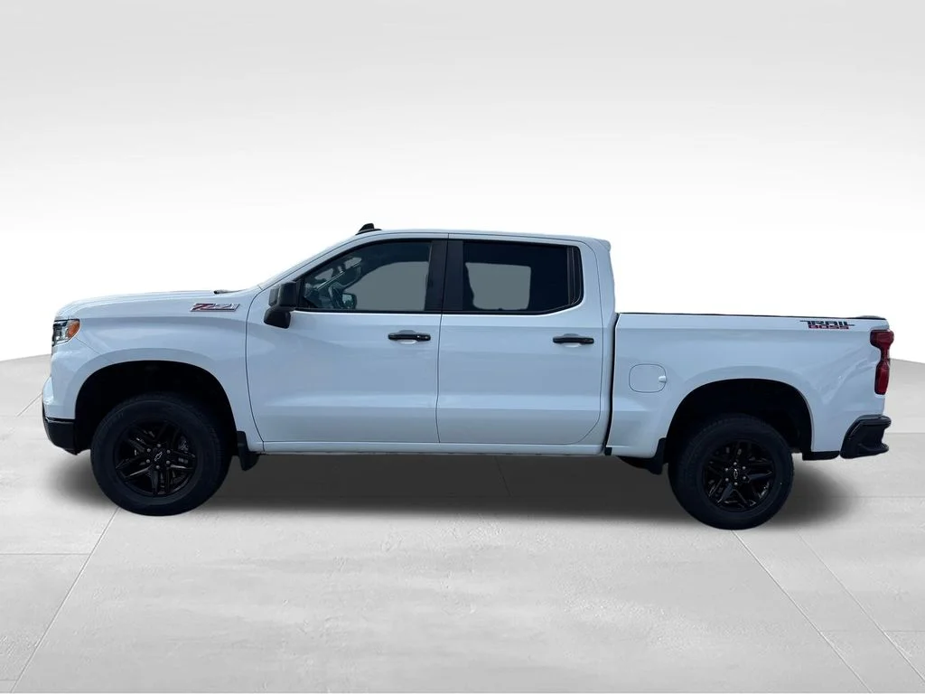 Used 2024 White Chevrolet LT Trail Boss image 2