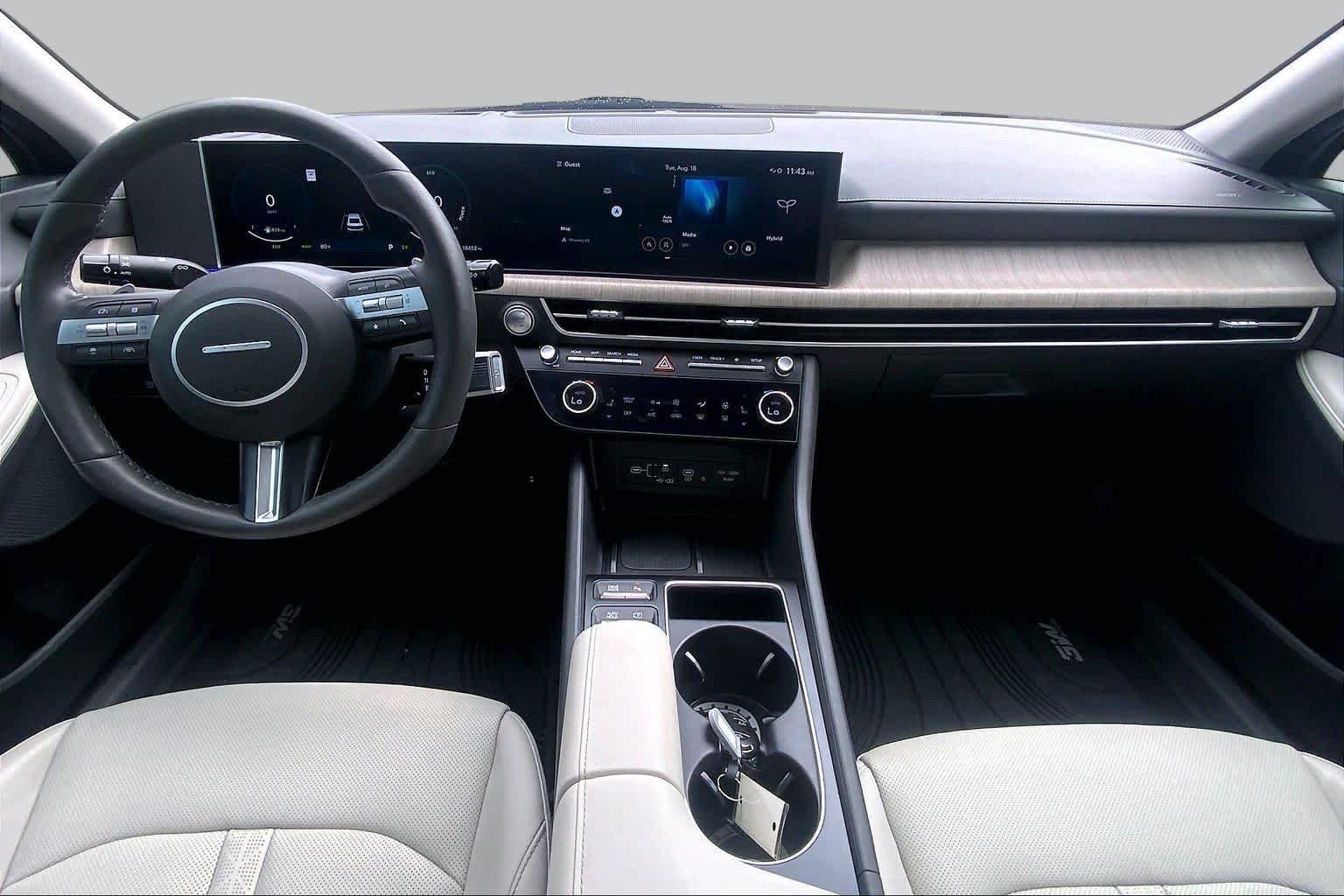Used 2024 Transmission Blue Hyundai Limited image 15