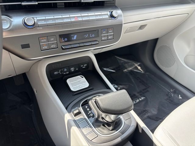 New 2026 White Hyundai SEL Sport AWD image 25