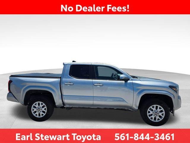 Certified Used 2025 CELESTIAL SILVER Toyota  image 9