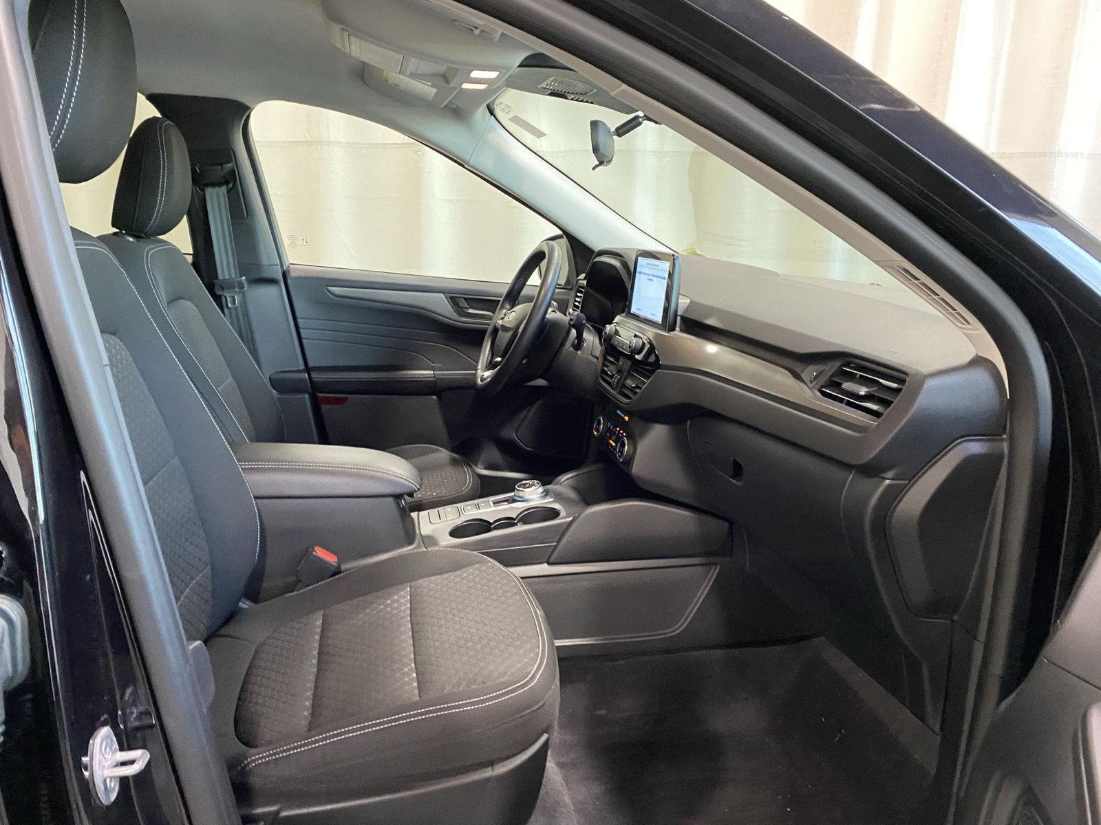 Used 2023 Agate Black Ford Active image 11