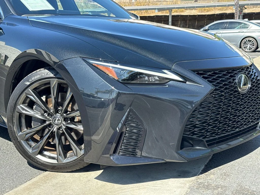 Used 2024 Black Lexus 300 image 6