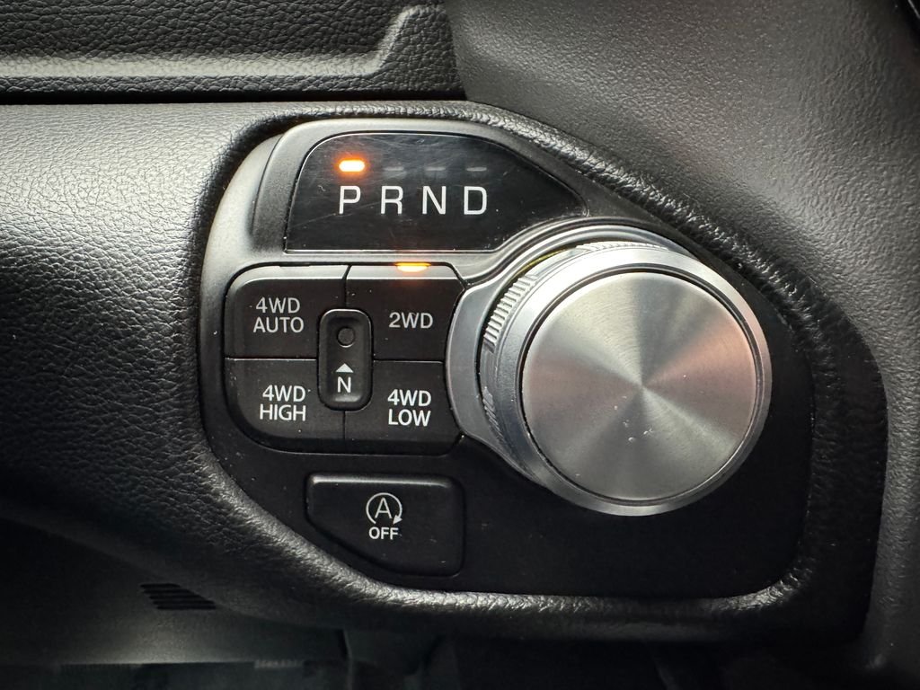 Used 2023 White Ram Laramie image 22