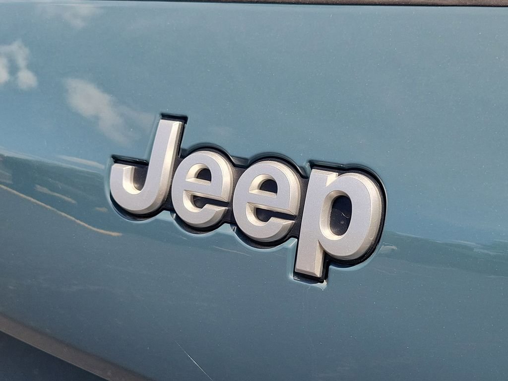 New 2026 Steel Blue Exterior Paint Jeep Limited image 5