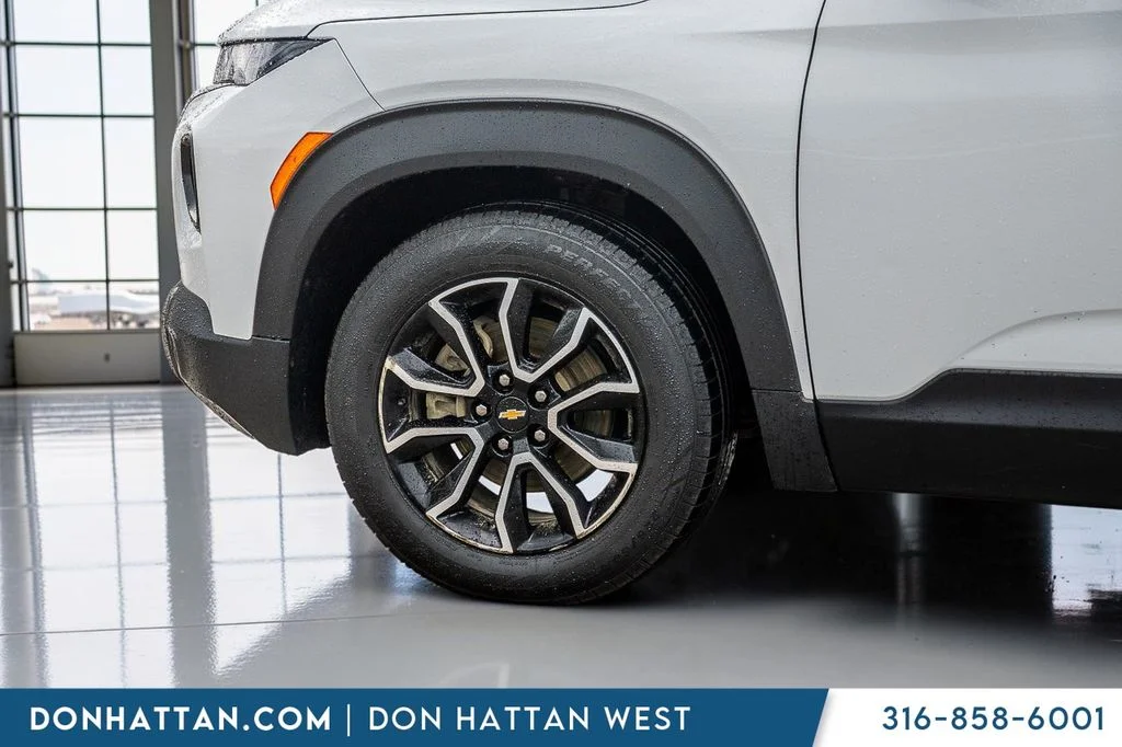 Used 2023 White Chevrolet ACTIV image 37