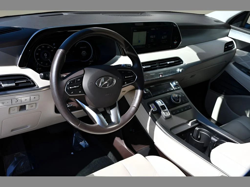 Used 2020 Hyper White Hyundai Limited image 13