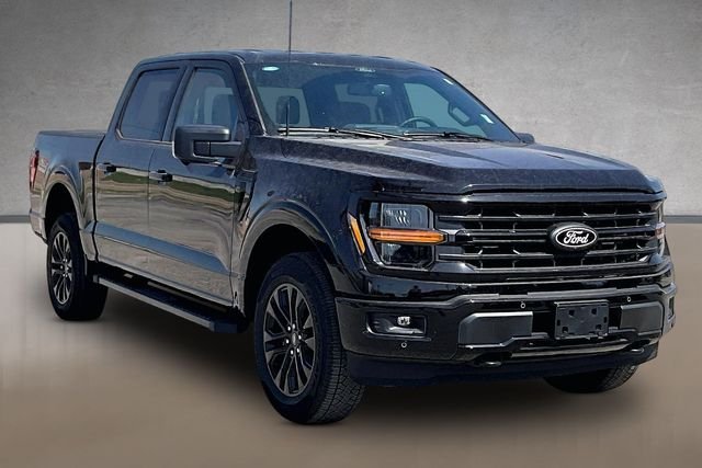 New 2026 Agate Black Metallic Ford XLT image 2