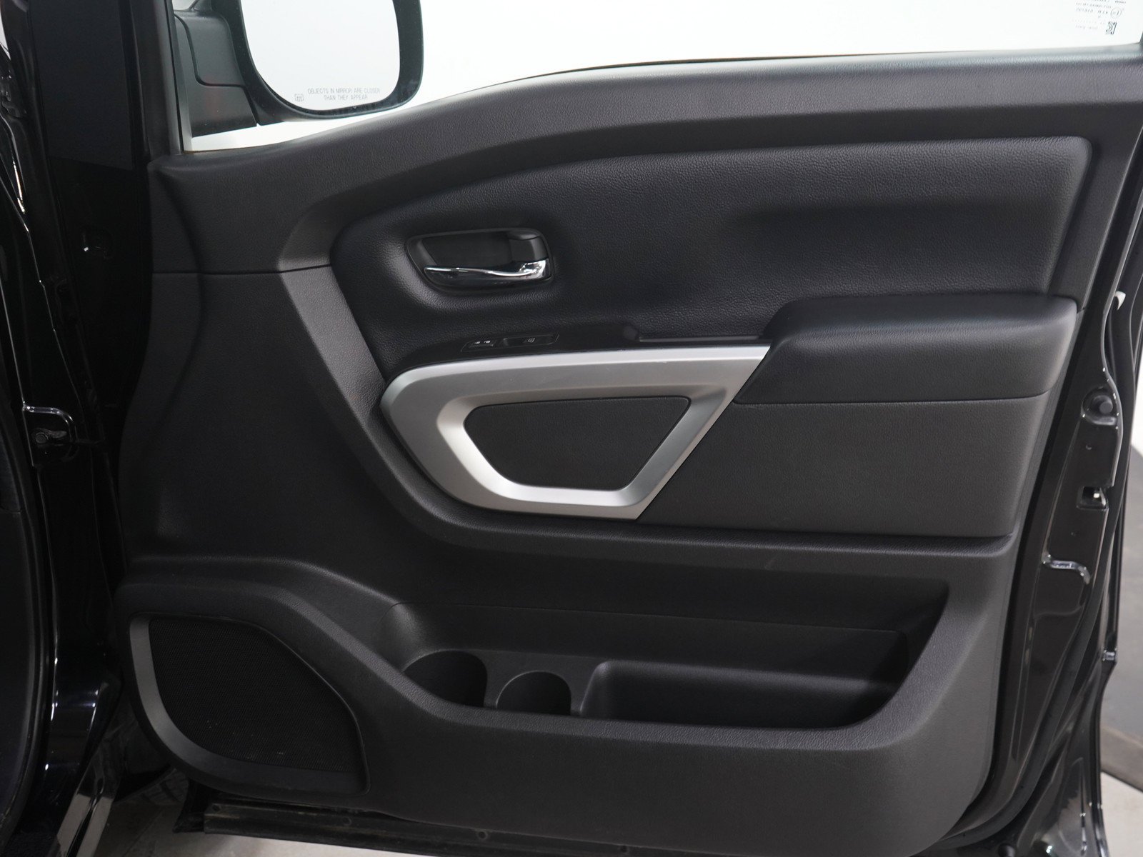 Used 2017 Magnetic Black Nissan SV image 12