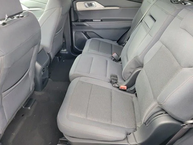 Used 2026 Vapor Blue Ford Active image 8