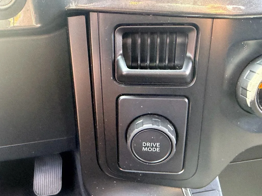 Used 2023 Agate Black Metallic Ford XL image 23