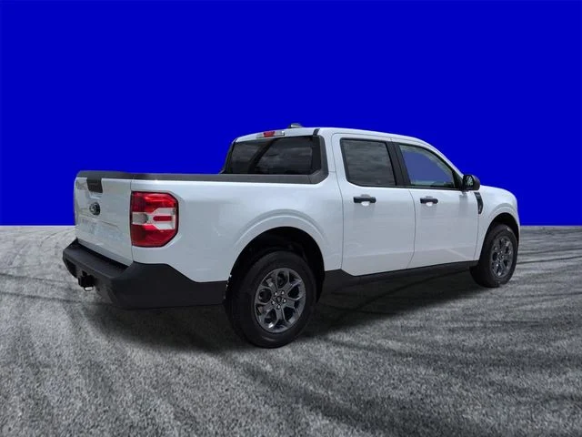 New 2026 Oxford White Ford XLT image 4