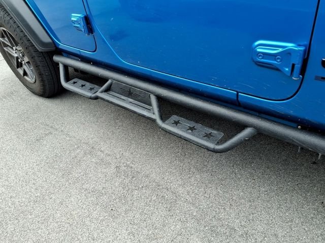Used 2024 Blue Jeep Sport S image 10