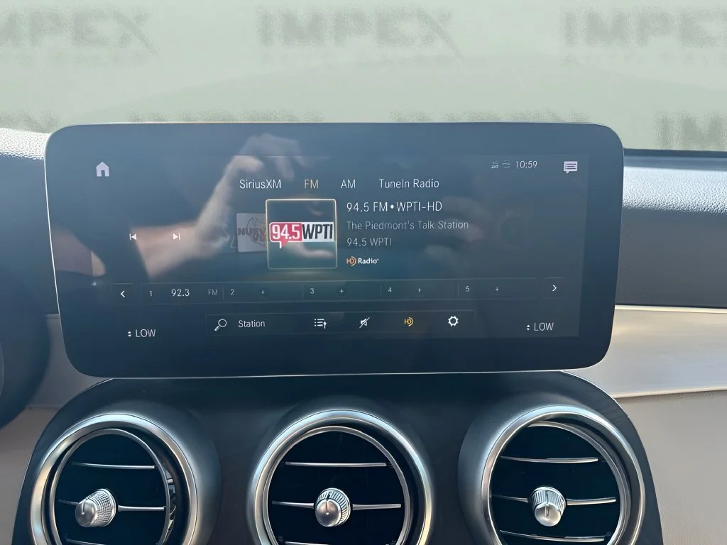 Used 2022  Mercedes-Benz GLC 300 image 20