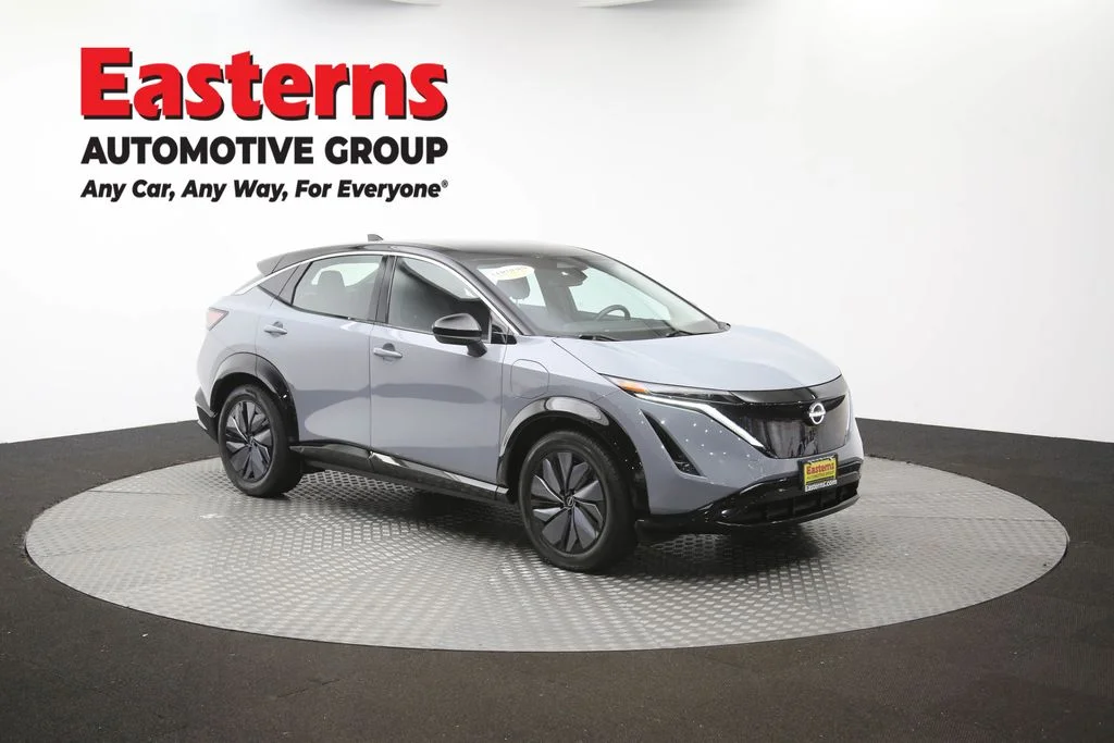 Used 2023 Gray Nissan VENTURE+ image 47