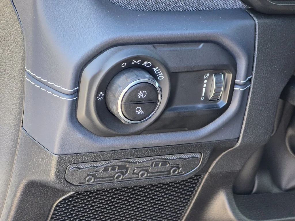 New 2026 White Jeep Rubicon image 34