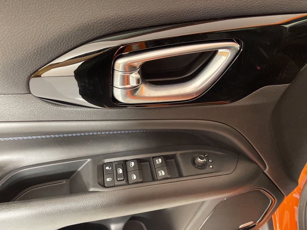New 2026 Joose (DISC) Jeep Latitude image 15