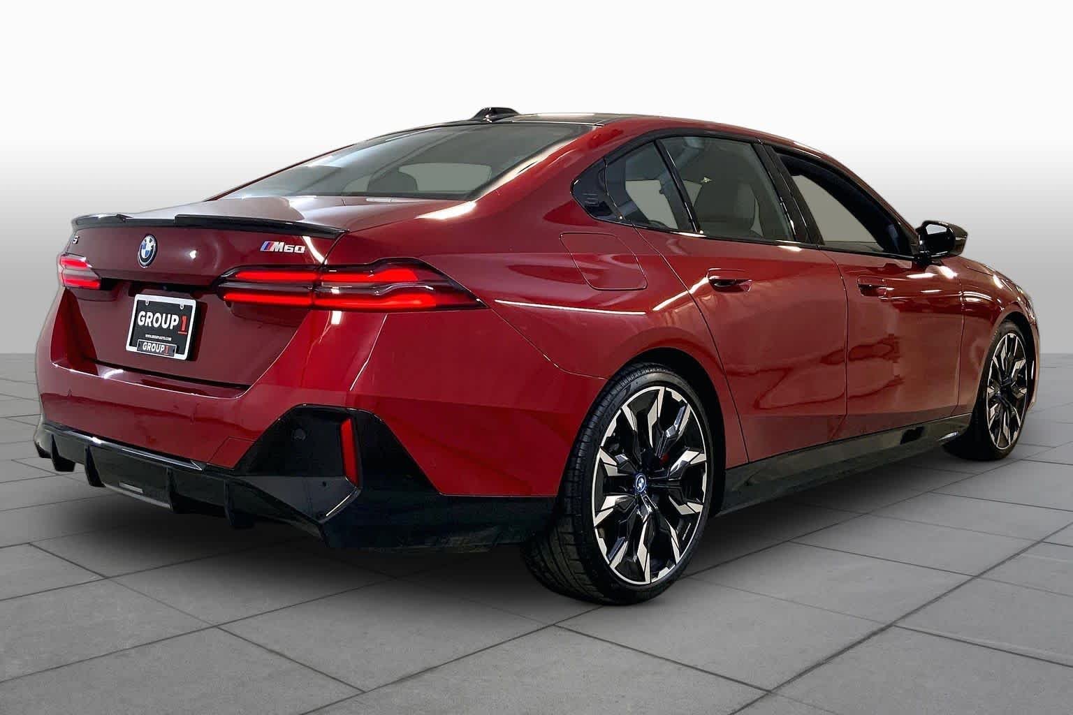 Used 2024 Vegas Red Metallic BMW M60 image 12